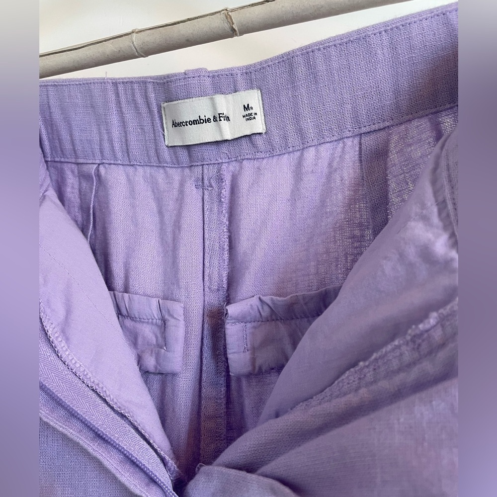 Abercrombie Linen blend trousers in Lilac - Picture 2 of 6